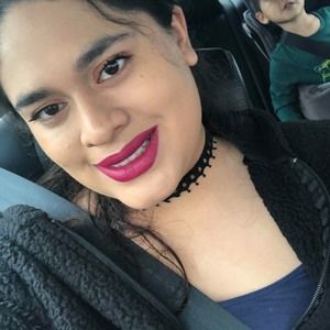 Meet your Posher, Raquel